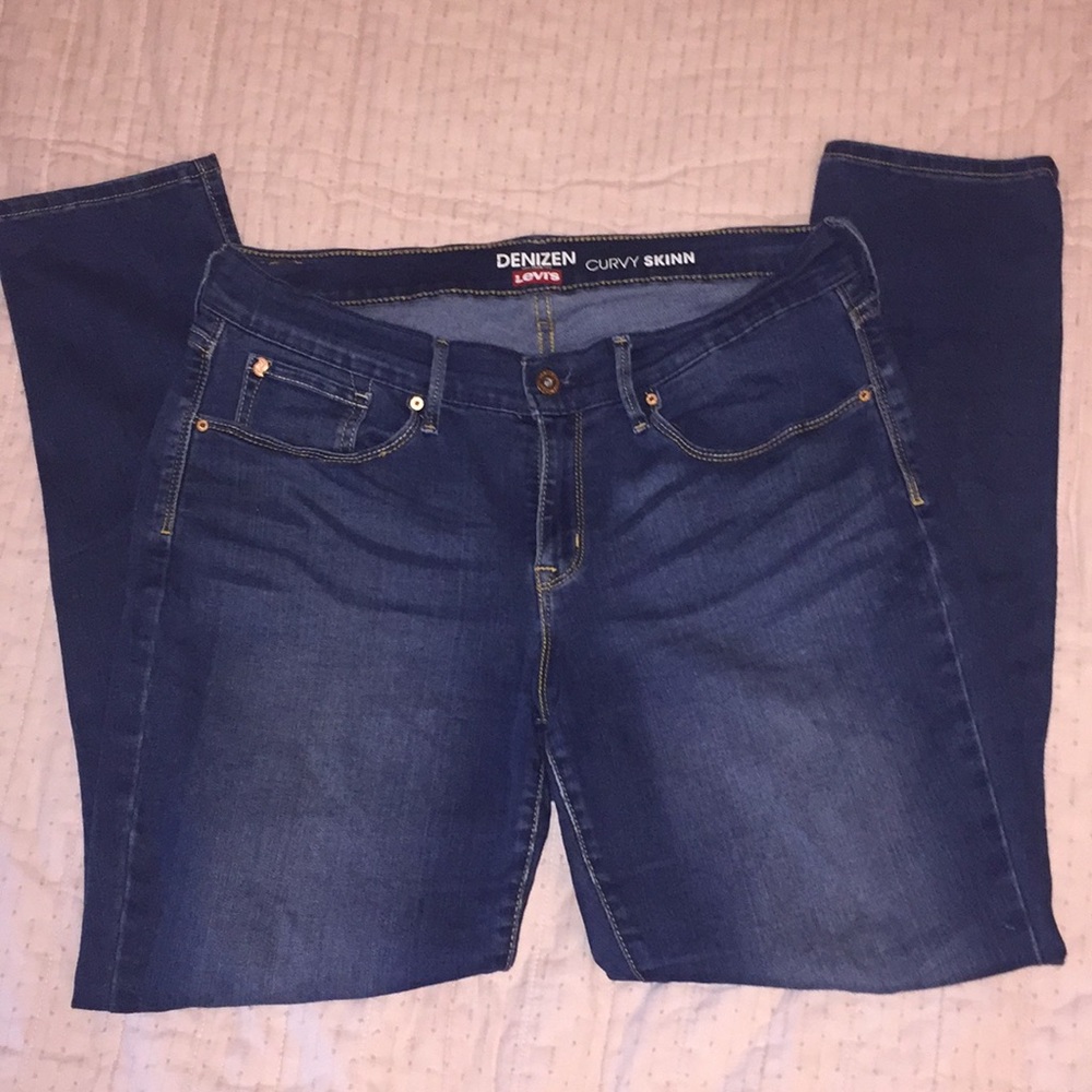 Levi jeans